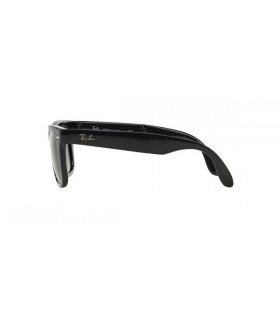 Ray-Ban Folding Wayfarer RB4105 Sunglasses